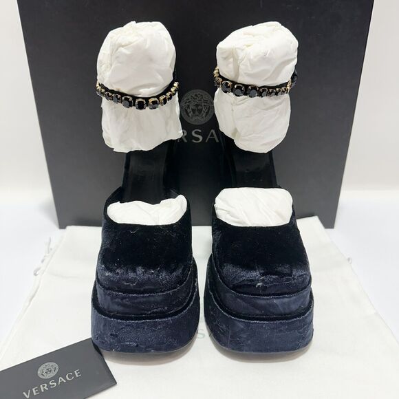 Versace Aevitas Platform Pumps EU 39/ US 9 Black Velvet Shoe Crystal NIB $1,575 - Picture 6 of 15